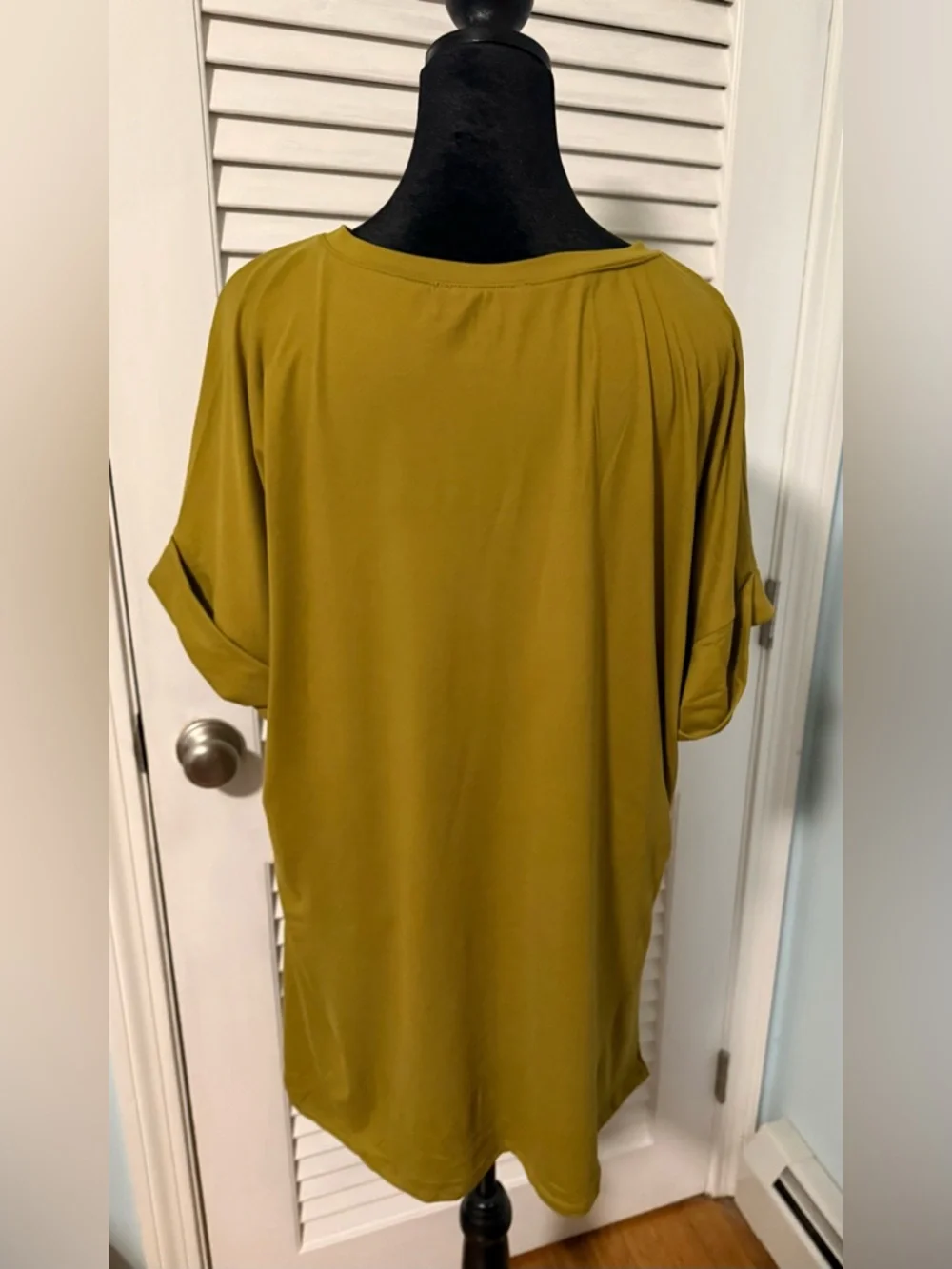 Zenana Olive Green oversized V-Neck Graphic Tee. NWOT